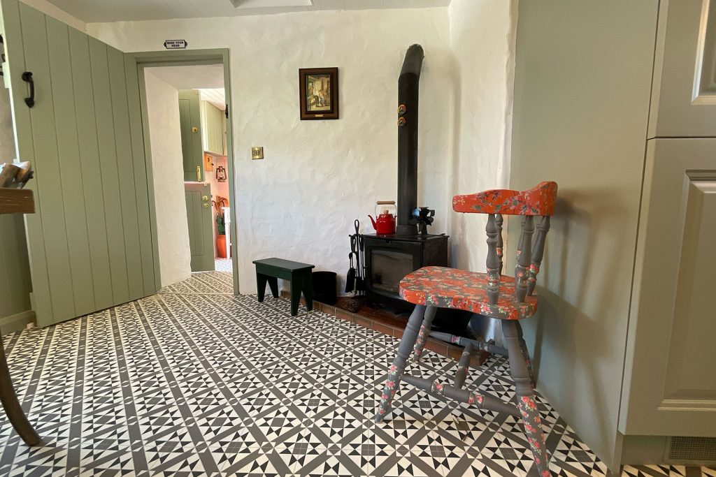 Roselawn Cottage Experience 25